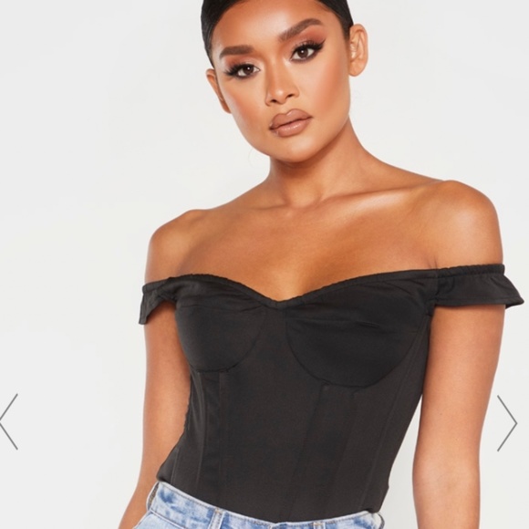 Pretty Little Thing Black Corset - Picture 3 of 3